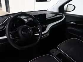 Fiat 500e (2022) thumbnail 4