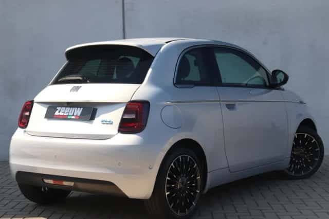 Fiat 500e (2026) thumbnail 2