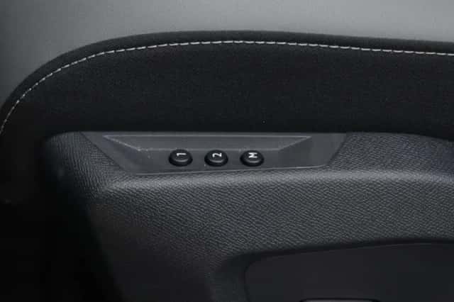 Jeep Compass (2026) thumbnail 6