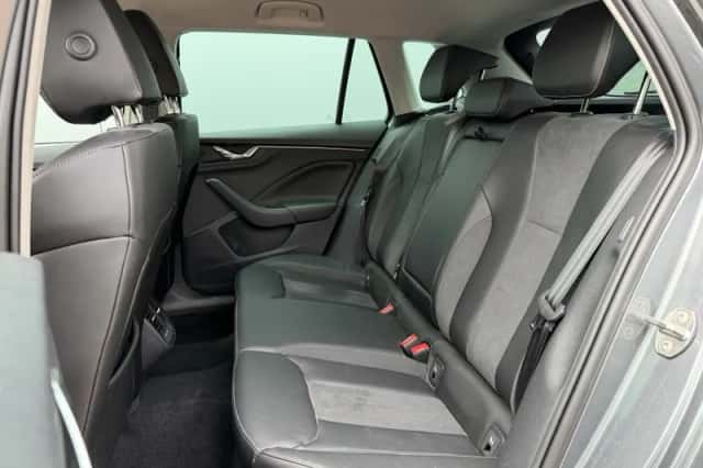 Škoda Kamiq (2022) thumbnail 5