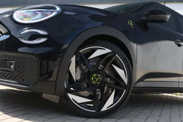 Abarth 600e (2026) thumbnail 3