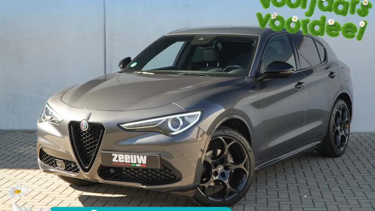 Alfa Romeo Stelvio (2023) — foto 1