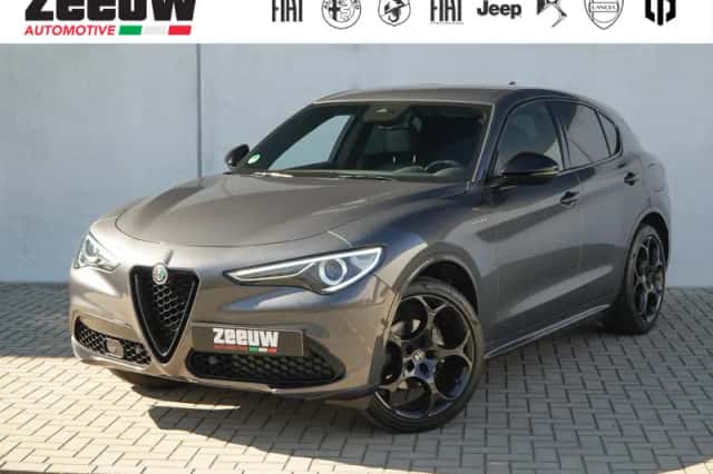 Alfa Romeo Stelvio (2023) thumbnail 1