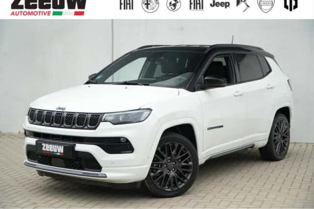 Jeep Compass (2022) thumbnail 1