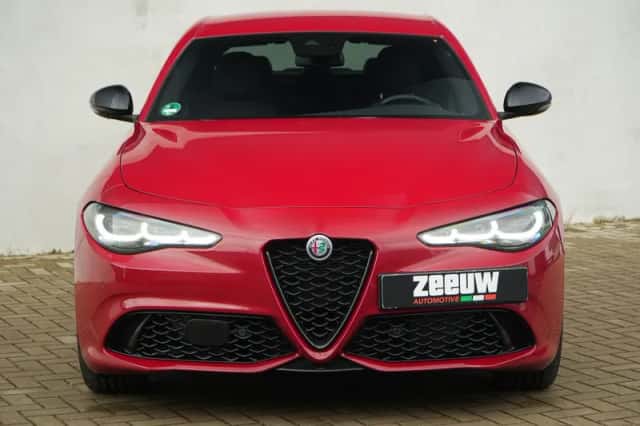 Alfa Romeo Giulia (2023) thumbnail 6