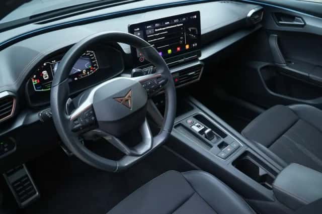 CUPRA Formentor (2024) thumbnail 4
