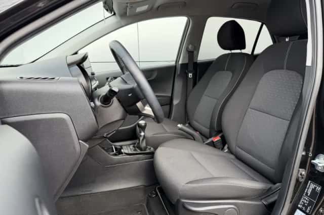 Kia Picanto (2021) thumbnail 6