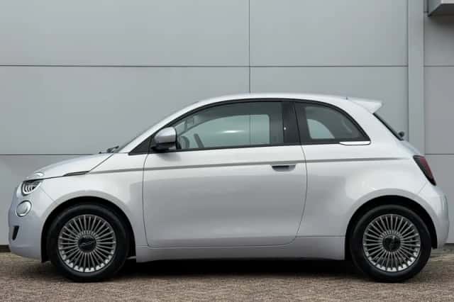 Fiat 500 (2026) thumbnail 2