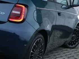 Fiat 500e (2021) thumbnail 9