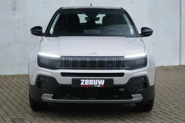 Jeep Avenger (2024) thumbnail 4