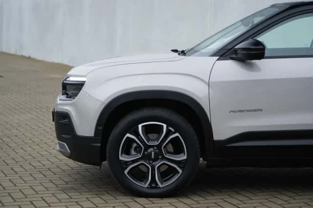 Jeep Avenger (2024) thumbnail 6
