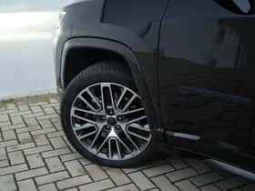 Jeep Compass (2025) thumbnail 12