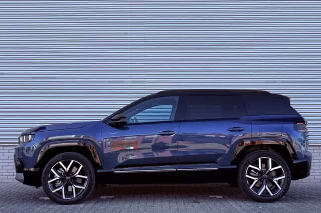 Jeep Compass (2026) thumbnail 3