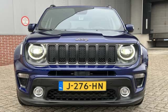 Jeep Renegade (2020) thumbnail 4