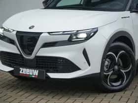 Alfa Romeo Junior (2025) thumbnail 3