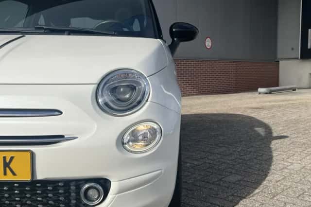 Fiat 500 (2019) thumbnail 5