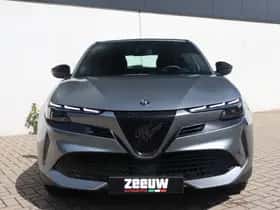 Alfa Romeo Junior (2025) thumbnail 5