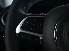 Jeep Renegade thumbnail 15