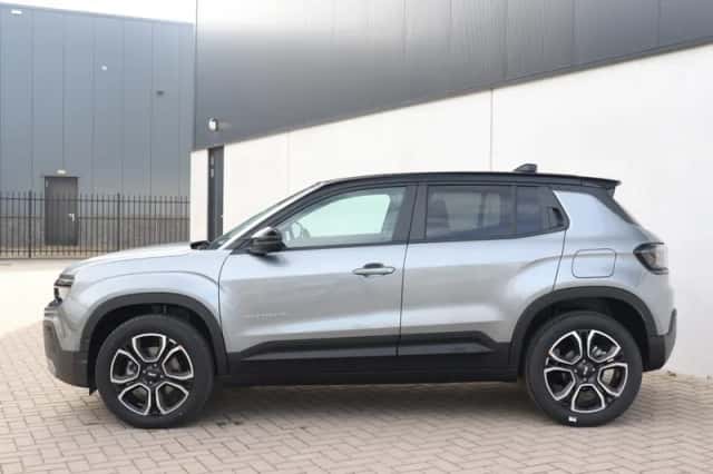 Jeep Avenger (2025) thumbnail 4