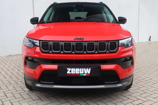 Jeep Compass (2024) thumbnail 6