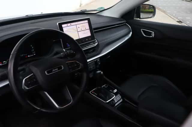 Jeep Compass (2022) thumbnail 4