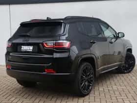 Jeep Compass (2024) thumbnail 2