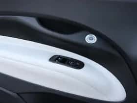 Fiat 500C (2023) thumbnail 26