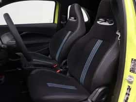 Abarth 500e (2026) thumbnail 3