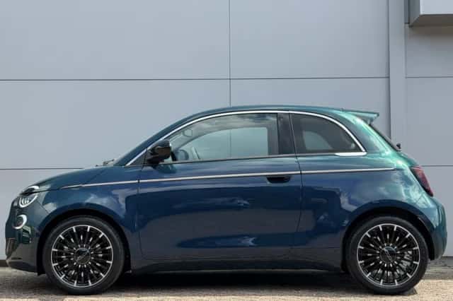 Fiat 500 (2026) thumbnail 2
