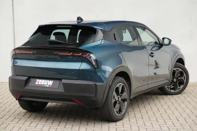 Alfa Romeo Junior (2025) thumbnail 2