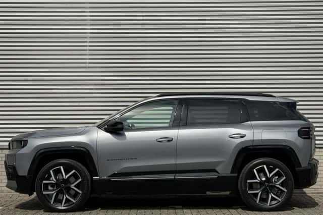 Jeep Compass (2026) thumbnail 2