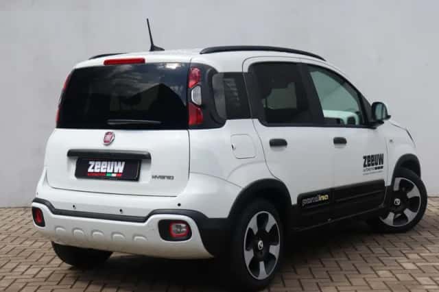 Fiat Panda (2025) thumbnail 2