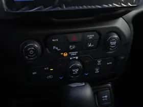 Jeep Renegade (2025) thumbnail 20