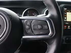 Jeep Wrangler (2022) thumbnail 11