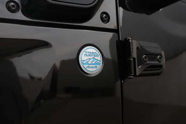 Jeep Wrangler (2022) thumbnail 5