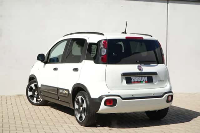 Fiat Panda (2025) thumbnail 2