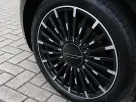 Fiat 500C (2023) thumbnail 7