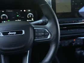 Jeep Compass (2023) thumbnail 16