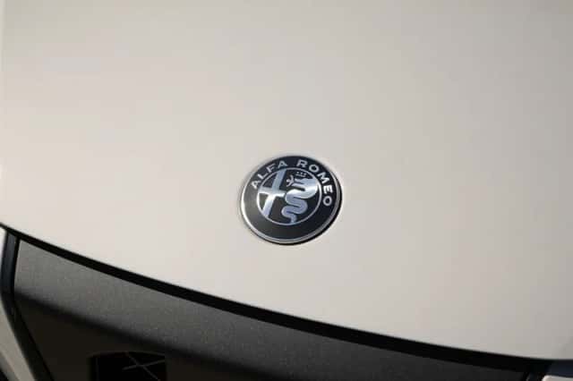Alfa Romeo Junior (2026) thumbnail 6