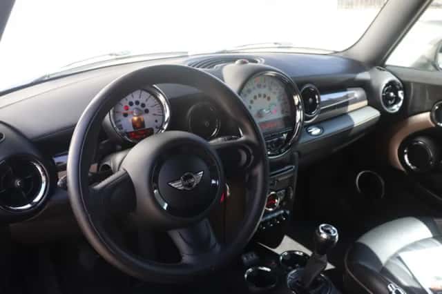 MINI Clubman (2014) thumbnail 4