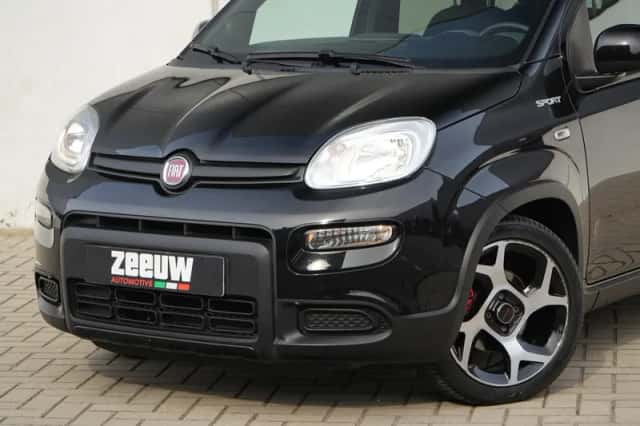 Fiat Panda (2022) thumbnail 2