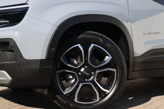 Jeep Avenger (2025) thumbnail 4