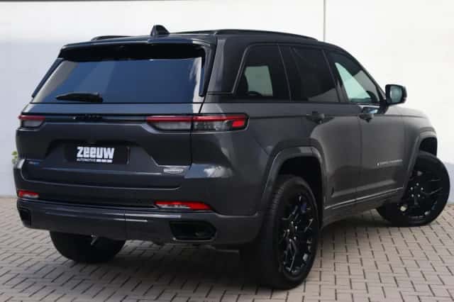 Jeep Grand Cherokee (2025) thumbnail 2