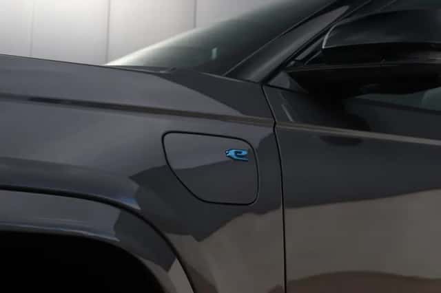 Jeep Grand Cherokee (2025) thumbnail 6