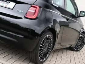 Fiat 500e (2023) thumbnail 13