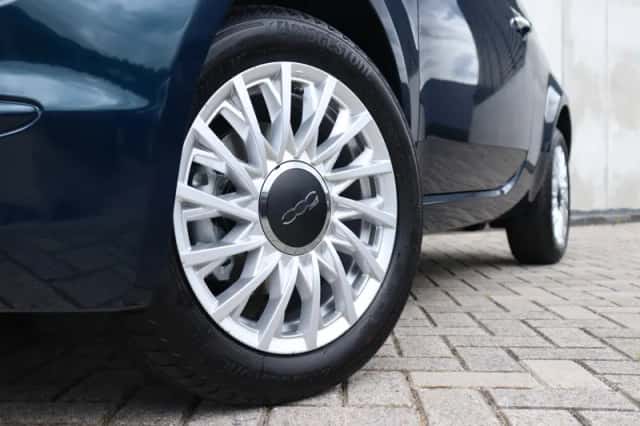 Fiat 500 (2023) thumbnail 4