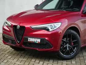 Alfa Romeo Stelvio (2021) thumbnail 3