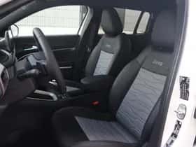Jeep Avenger (2025) thumbnail 9