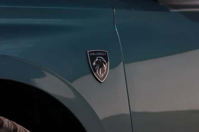 Peugeot 308 (2022) thumbnail 5
