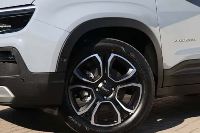 Jeep Avenger (2026) thumbnail 2